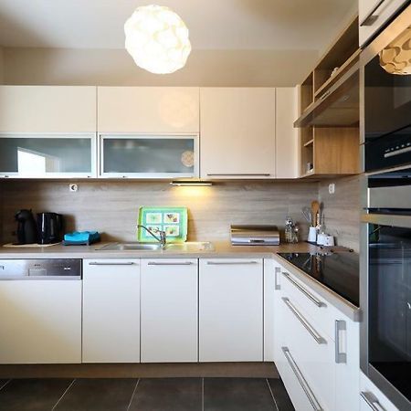 Luxury Apartment Rougemarin Pakostane Exterior photo